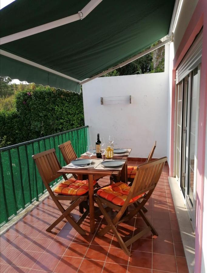 Appartamento Granny'S House By Trip2Portugal Carvoeira Esterno foto